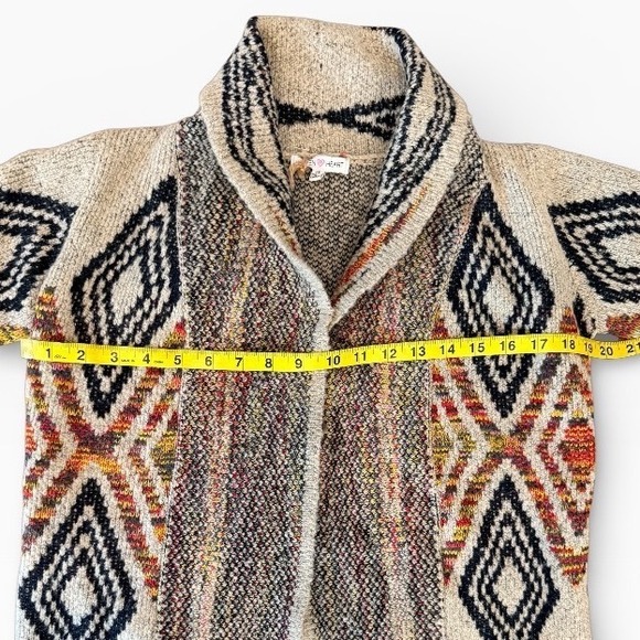 Woven Heart Southwestern Geometric Shawl Collar Cardigan Sweater Tribal Size 14 - Picture 6 of 8